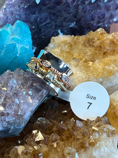 Avalon Tri- Color Spinner Ring image 0