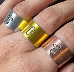 Single Big Cross Ring